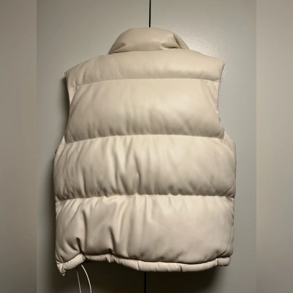 Express Faux Leather Cropped Vest - Picture 2 of 4